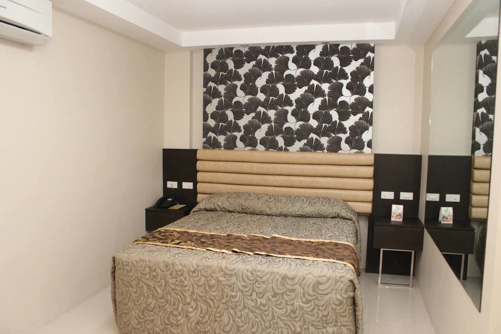 Score Birds Hotel Angeles Ngoại thất bức ảnh