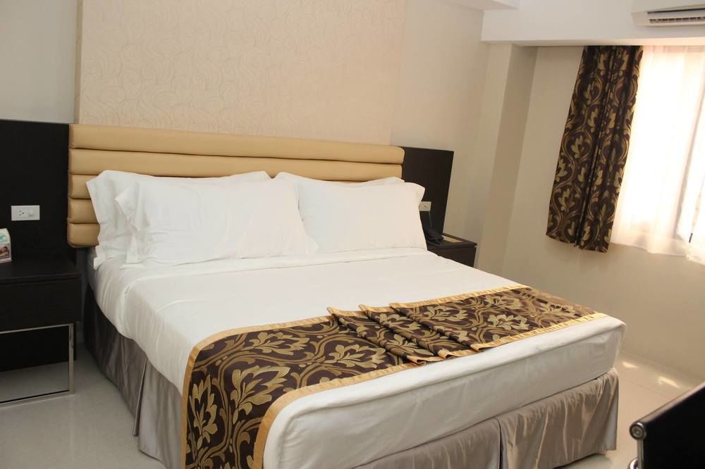 Score Birds Hotel Angeles Ngoại thất bức ảnh