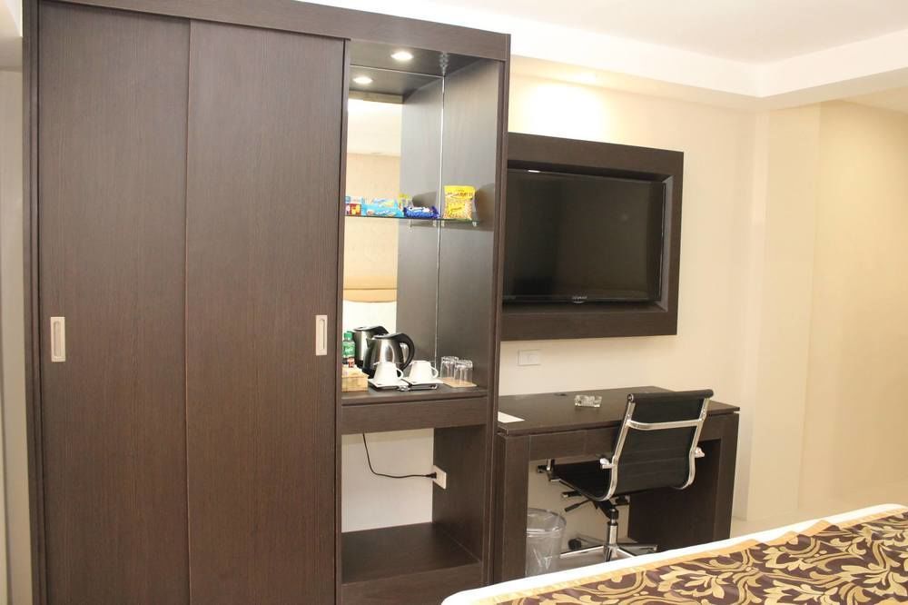 Score Birds Hotel Angeles Ngoại thất bức ảnh