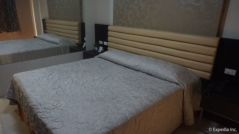 Score Birds Hotel Angeles Ngoại thất bức ảnh