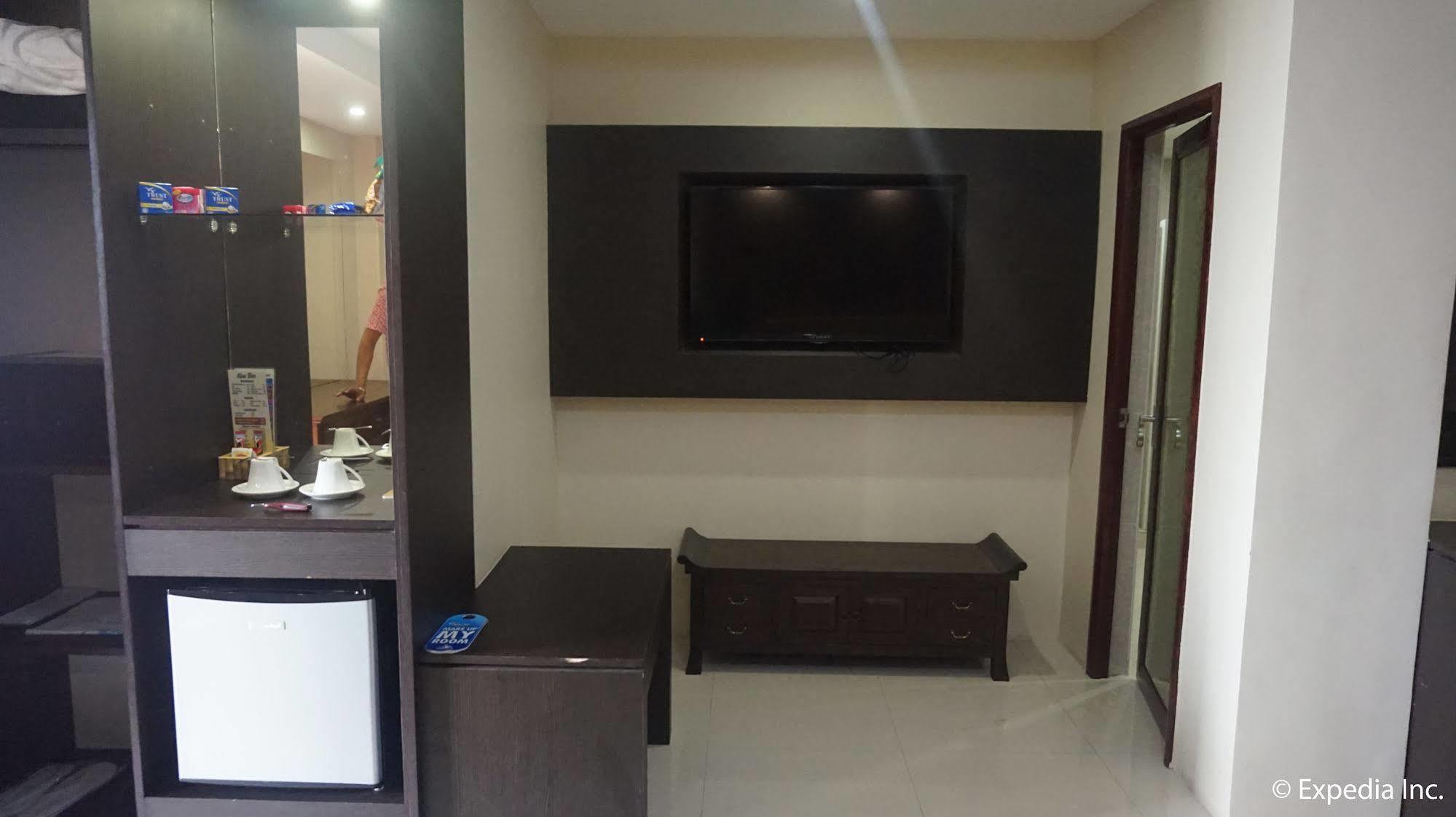 Score Birds Hotel Angeles Ngoại thất bức ảnh